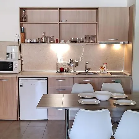 Apartmán на метри от плажа